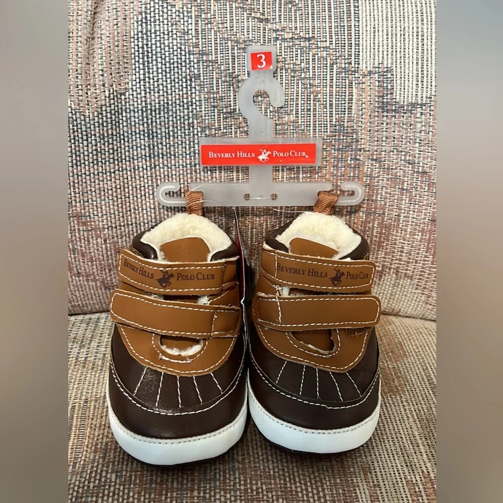 Beverly Hills Polo Baby Booties ✨NWT✨